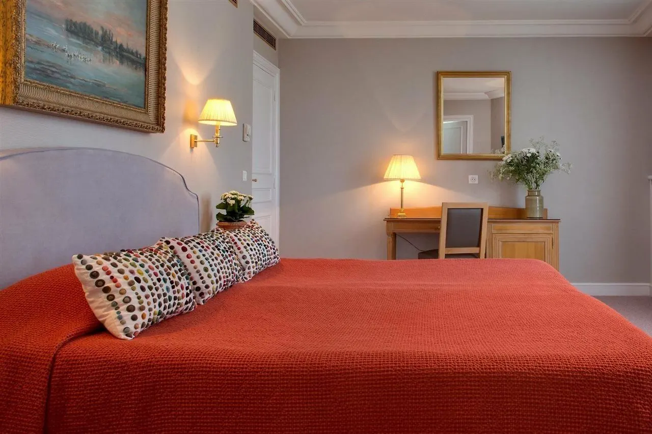 Hotel Le Littré 4*