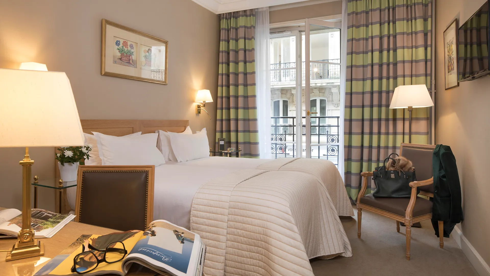 Le Littre Hotel
