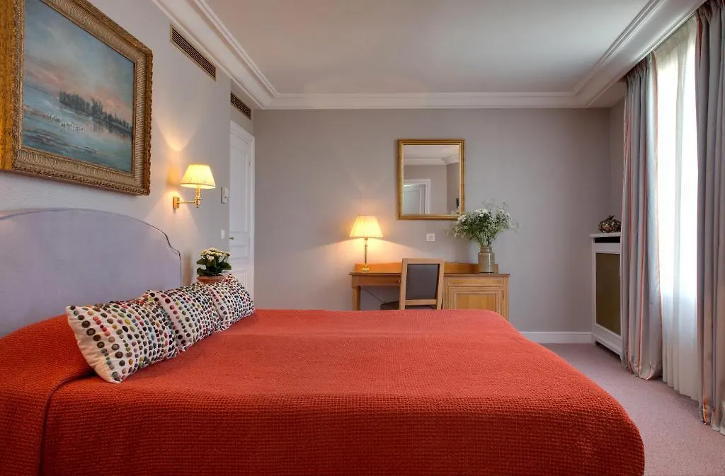 Le Littre Hotel